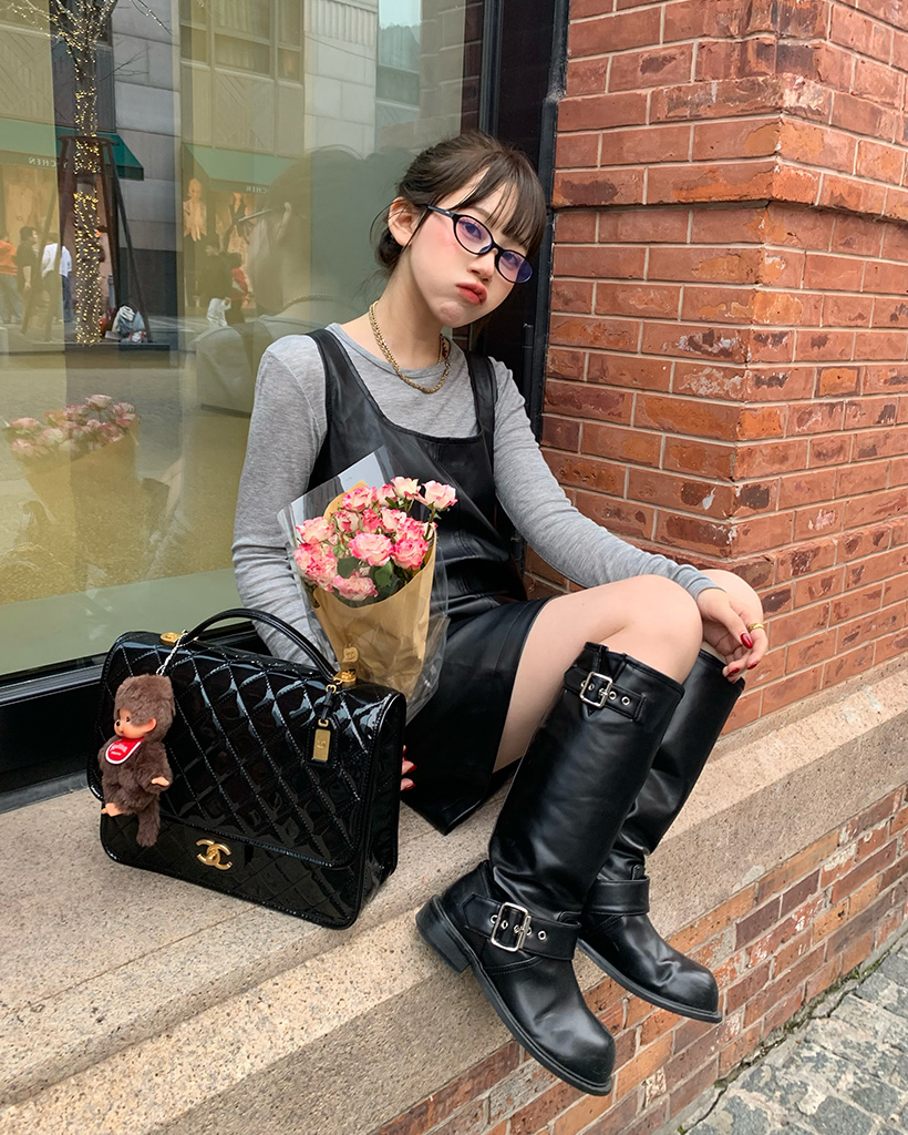 バックルロングブーツ