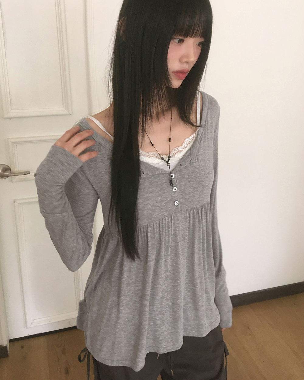 ボタンシャーリングレイヤード長袖Tシャツ