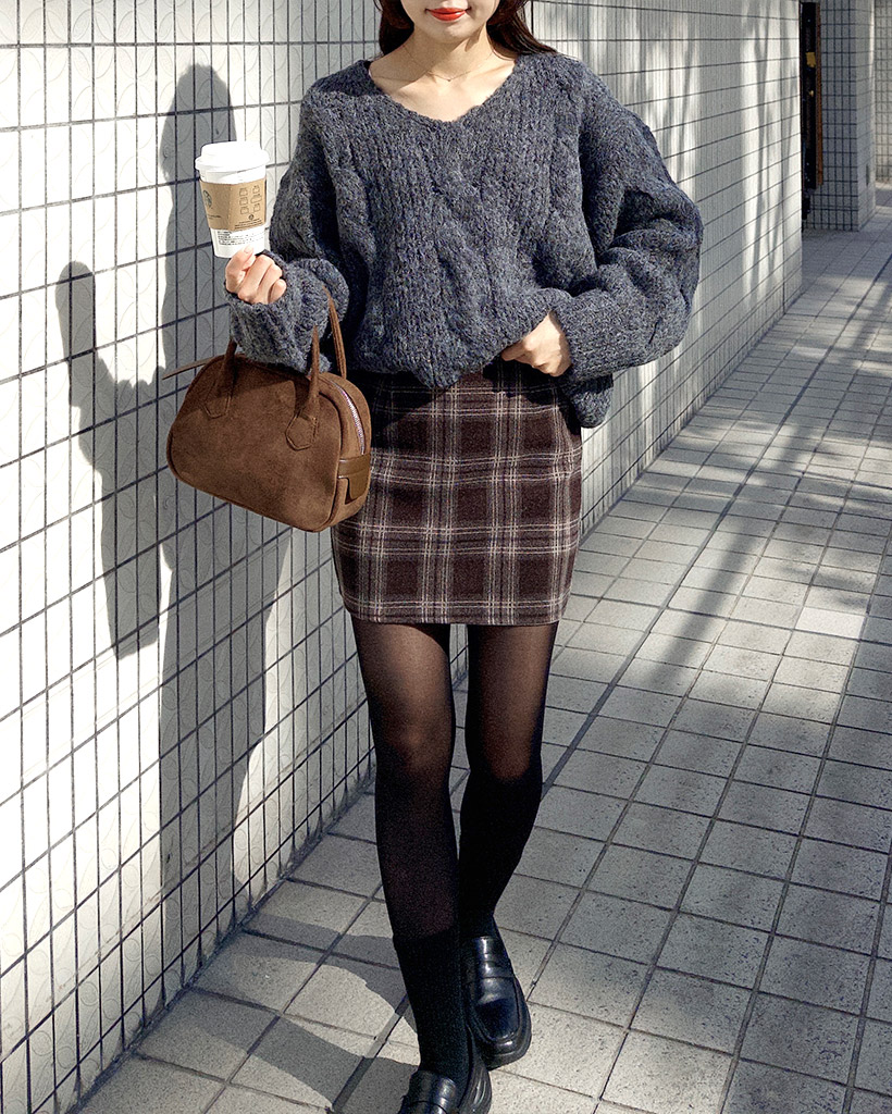 チェックミニスカート