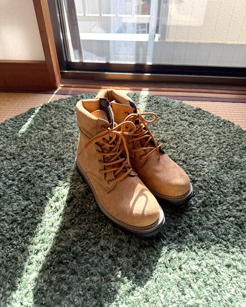 スエードワークブーツ
