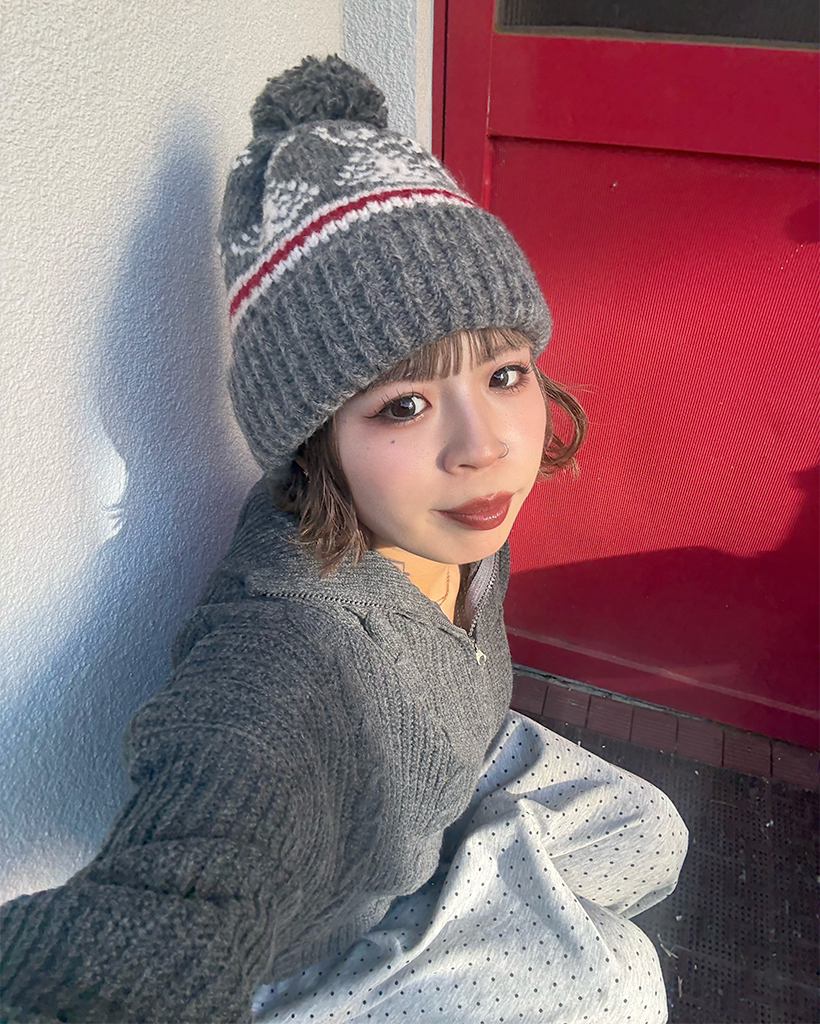 ツリーパターンポンポンビーニー