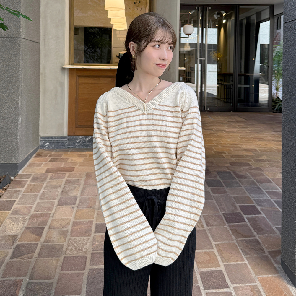 ボーダーVネックニット | ファッション通販サイト NUGU