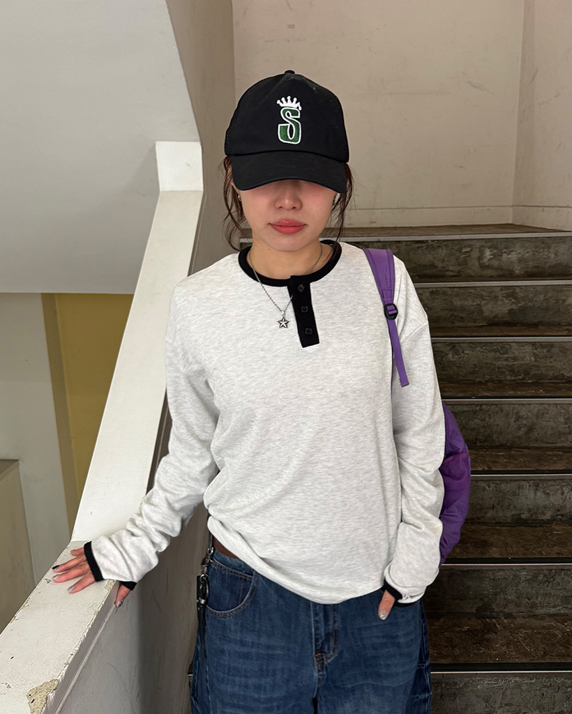 フィンガーホールワッフルカットソー