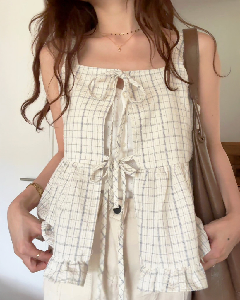 チェックリボンスリーブレスブラウス