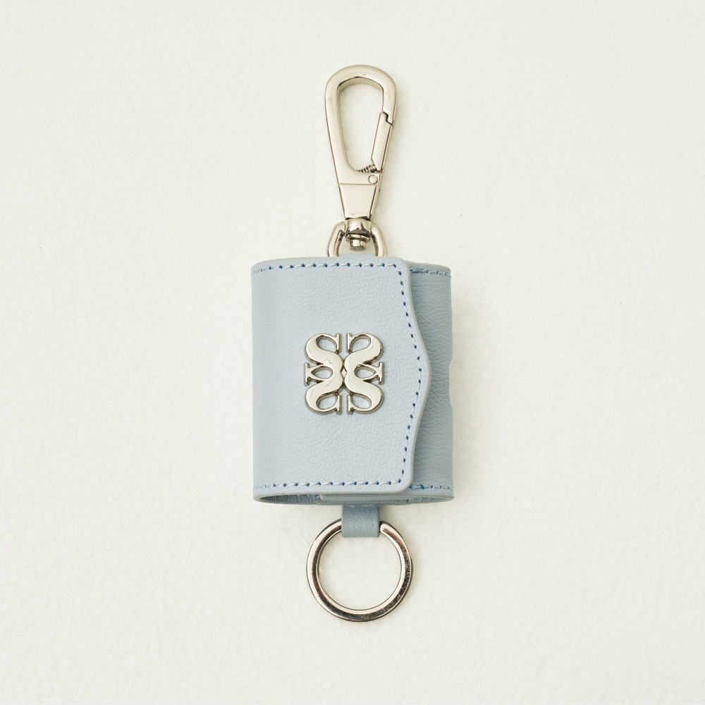Satur Keyring Leather Airpods Case - Sky Blue | ファッション