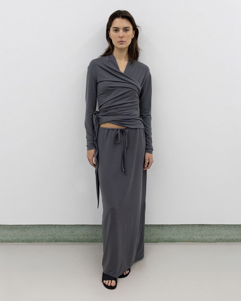 DOUBLE-LAYERED LONG JERSEY SKIRT - INK