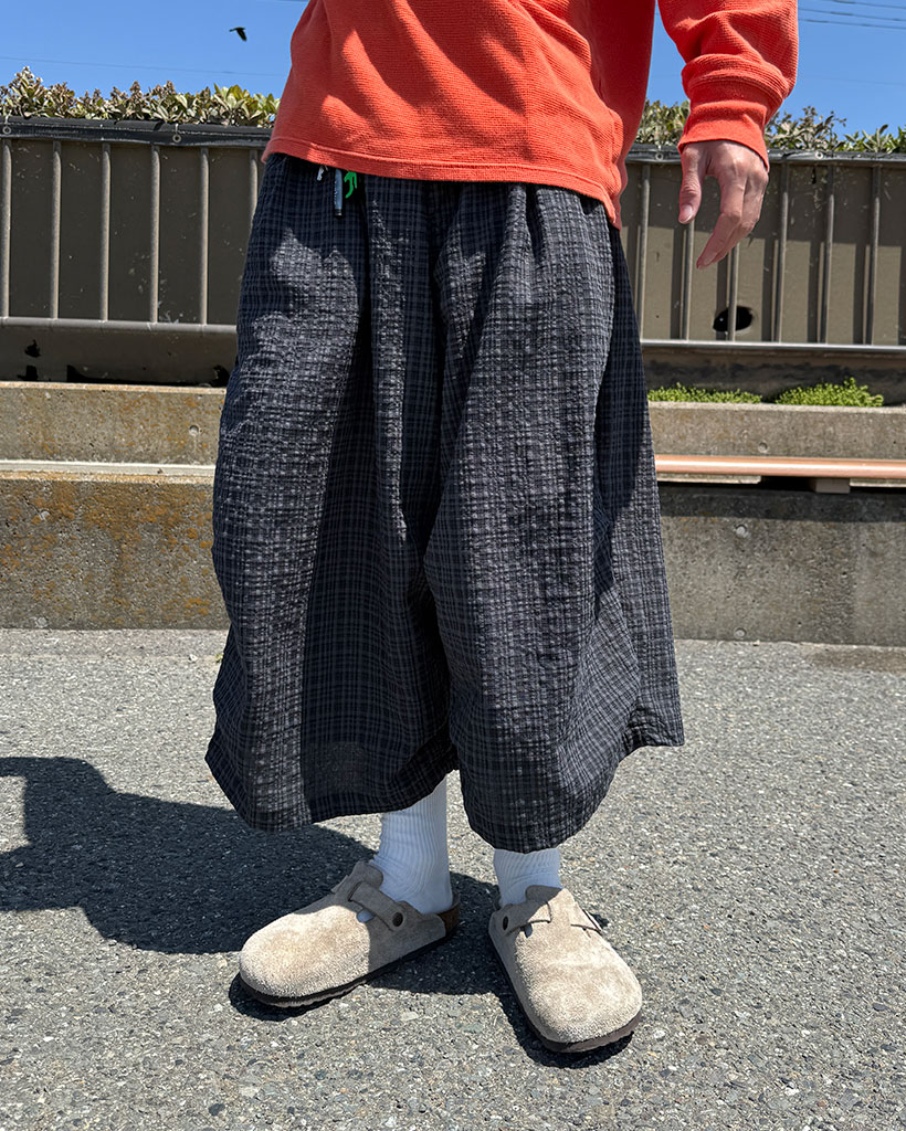 チェックピンタックバミューダパンツ