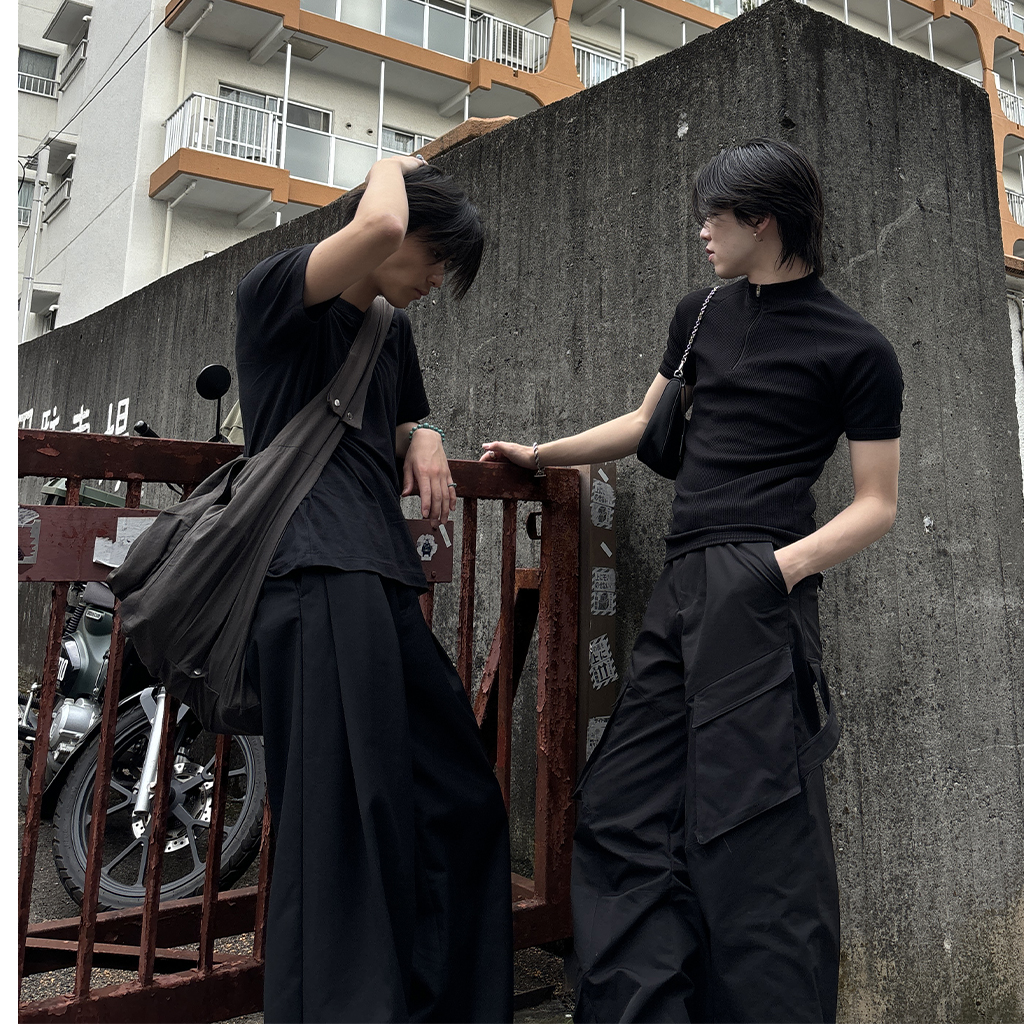 ハーフジップアップTシャツ
