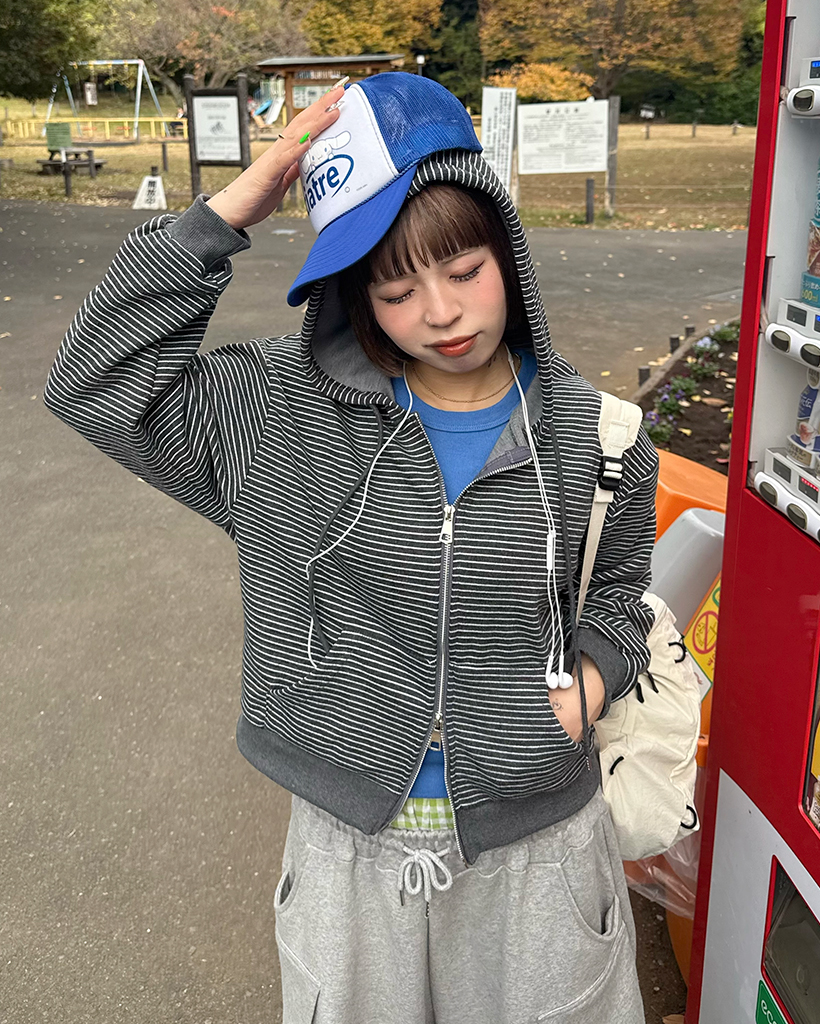 カジュアルボーダーフードジップアップ