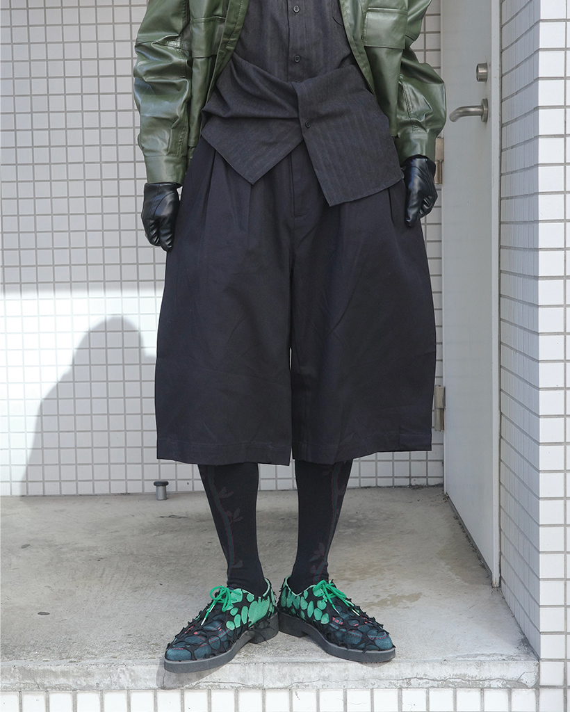 サイドタックコットンパンツ