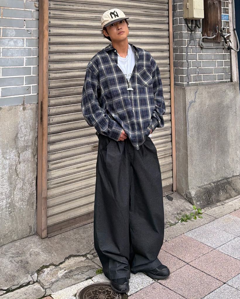 ツータックワイドパンツ