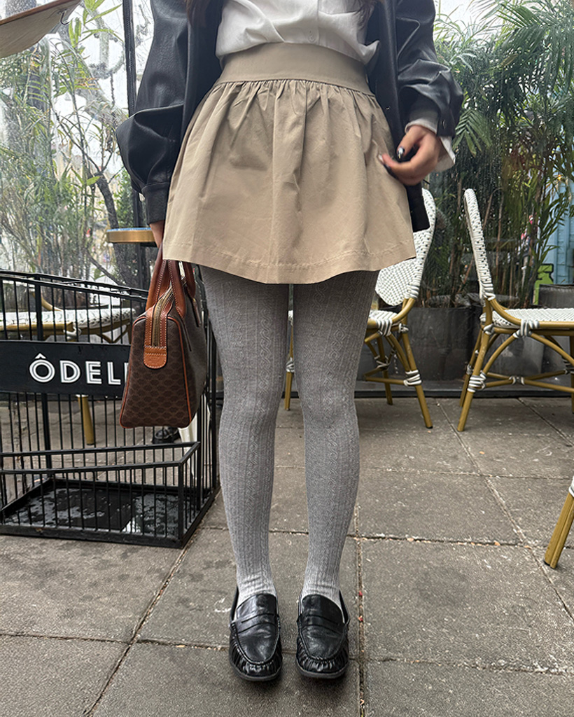 ギャザーミニスカート
