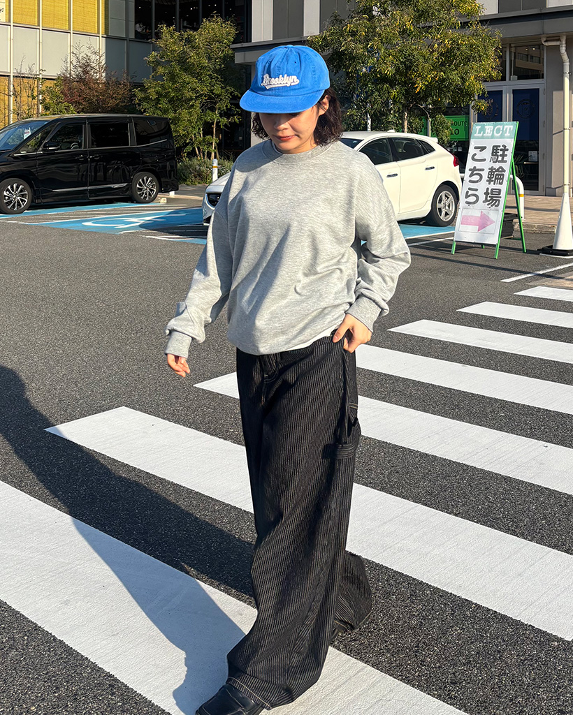 （ユニセックス）シンプルスウェットシャツ