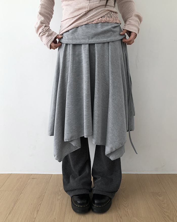アンバランスフレアシャーリングスカート