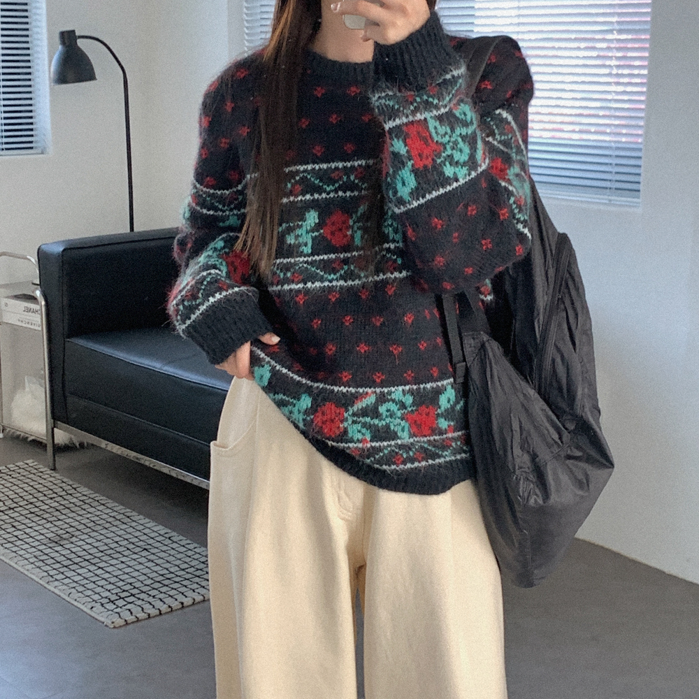 クルーネック ニット