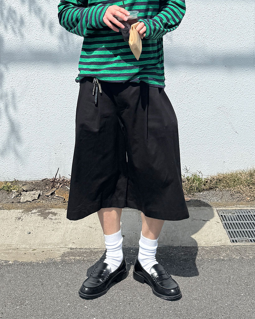 チノピンタックバミューダパンツ