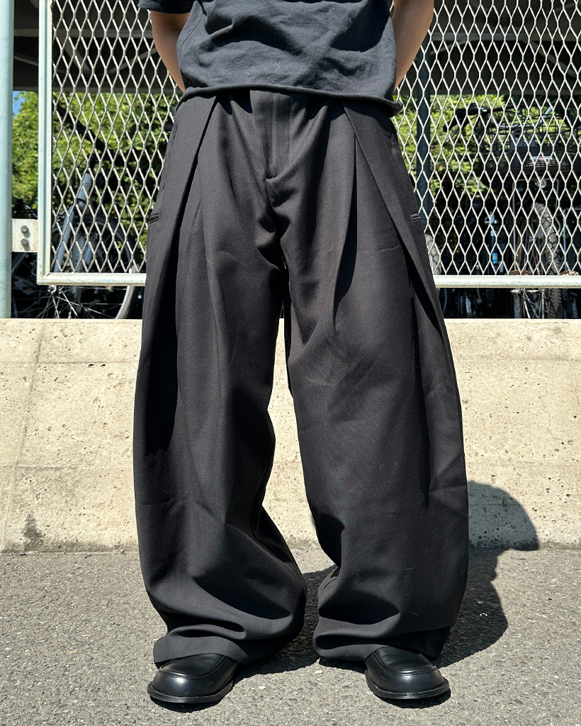 Henrik Vibskov バルーンパンツ ブラック モード系ファッション 【ワンサイズ対応】立体タックバルーン