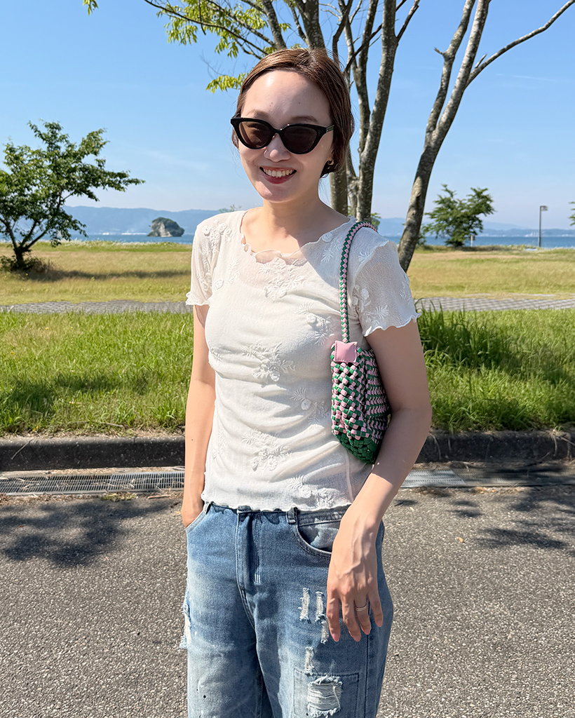 フラワーシアースカラップショートスリーブTシャツ