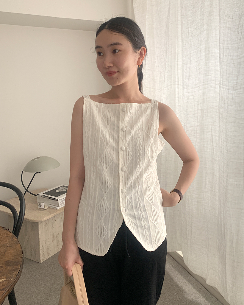 フレンチモダンボタンベスト