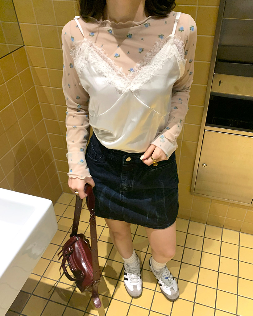 サテンレースキャミソール