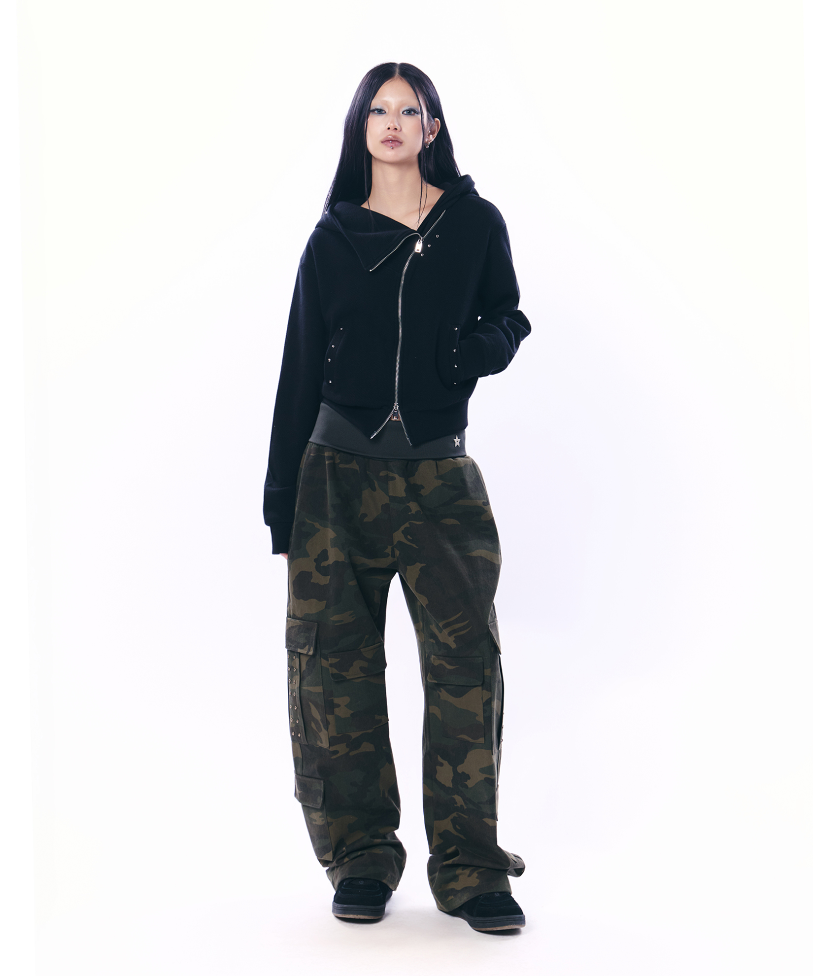 CURVE HOOD ZIP-UP | ファッション通販サイト NUGU