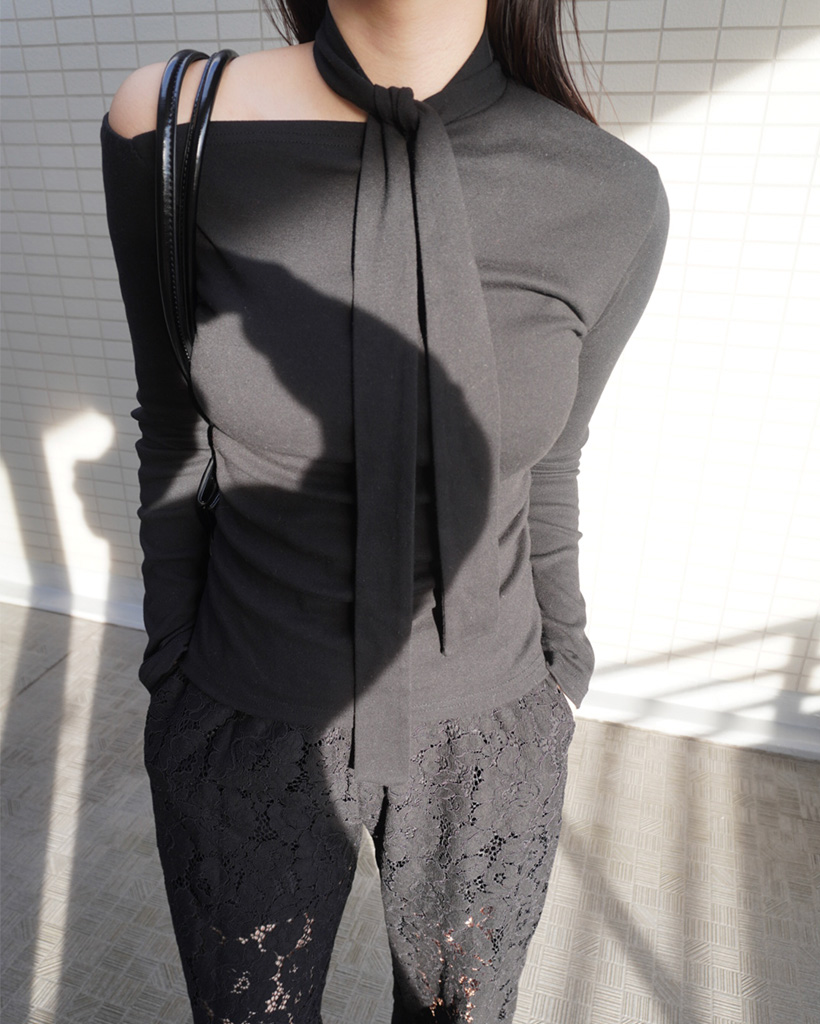 マフラーセットオフショルダーTシャツ