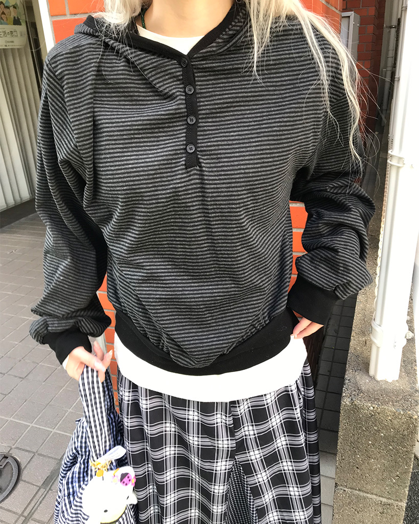 ヘンリーネックボーダーパーカー