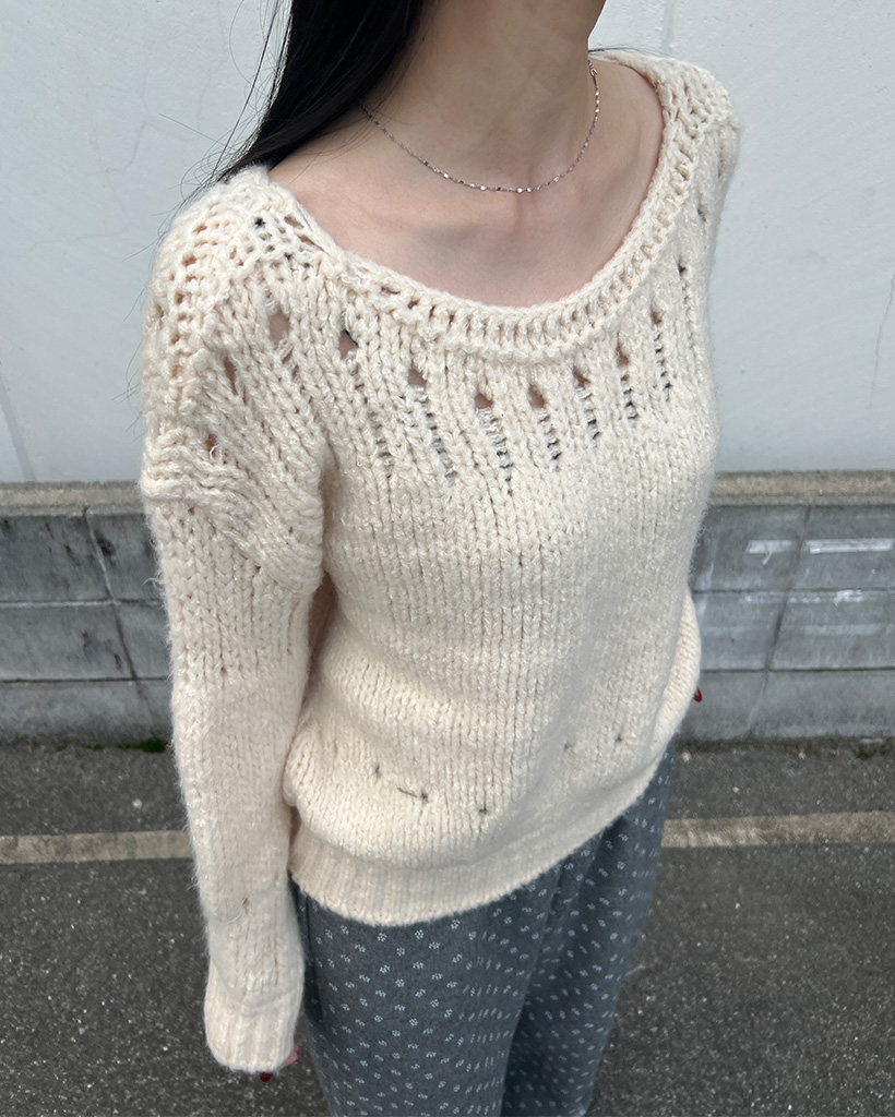 バトーネックパンチングポイントセーター