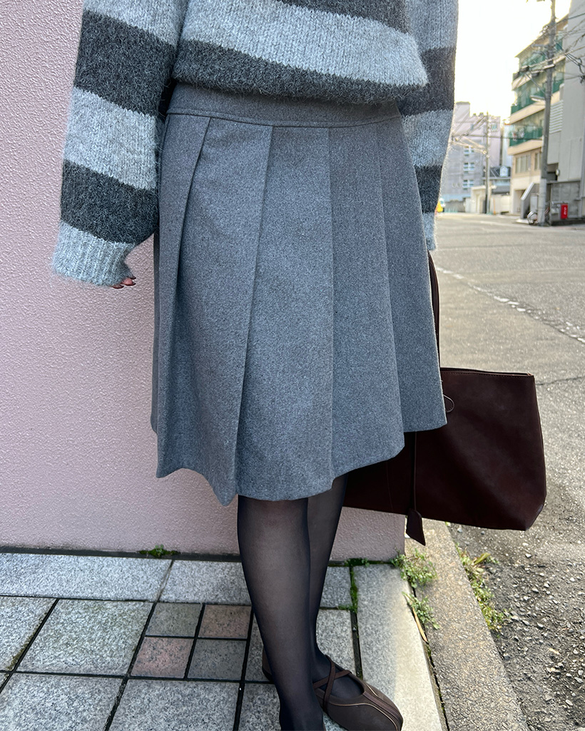 プリーツㅡミドルスカート