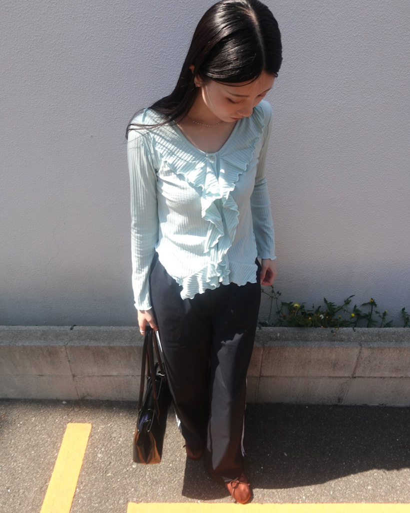 ラッフルポイントカーディガン