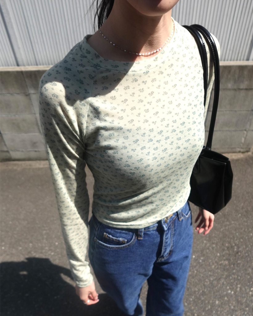 フラワーレグラン長袖Tシャツ