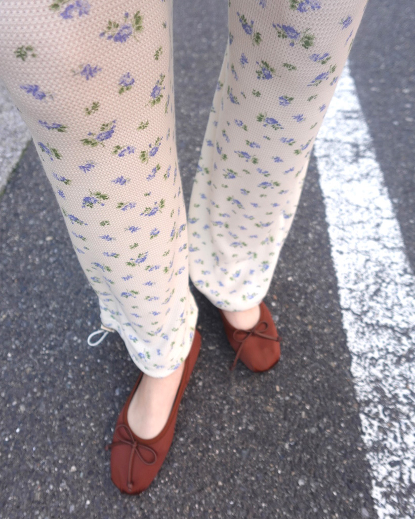 フローラルパターンバンディングパンツ