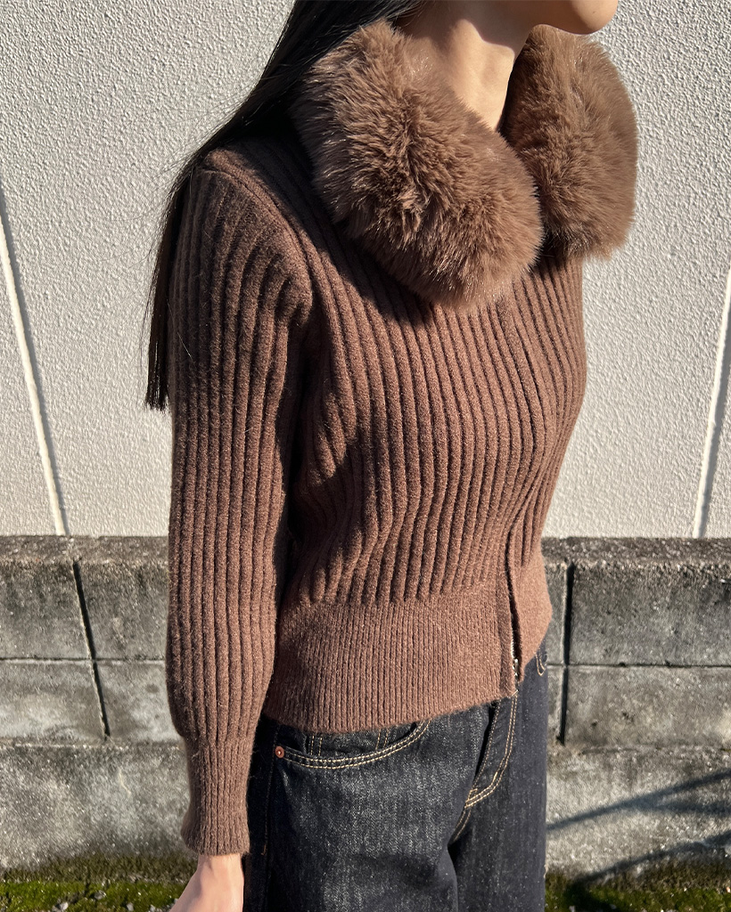 ファーカラーポイントニットカーディガン