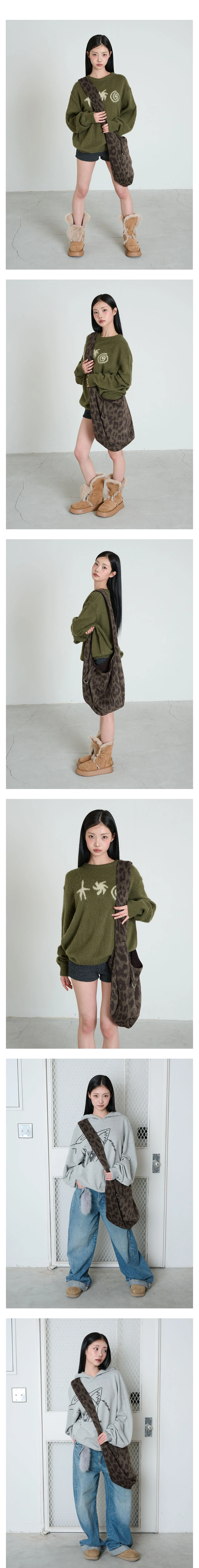 2. 모델자유컷11. REVERSIBLE LEOPARD BAG-1.jpg