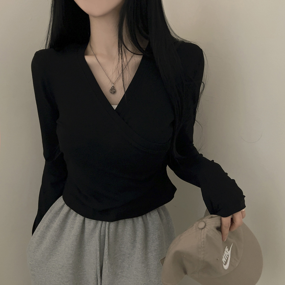VネックラップクロップドTシャツ