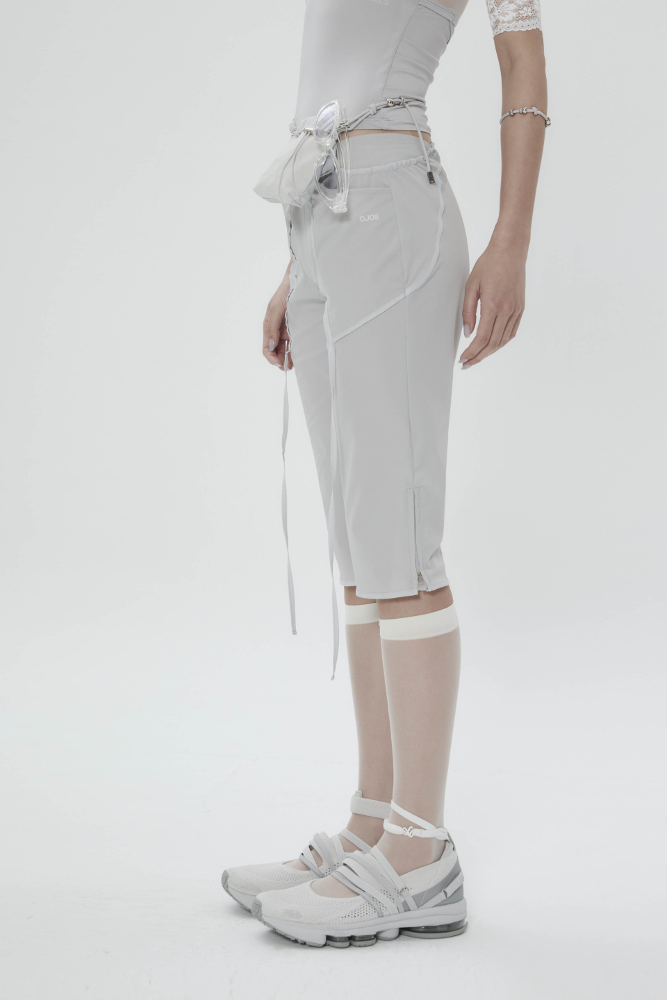 Strap Trimming Capri Pants / Grey | ファッション通販サイト NUGU