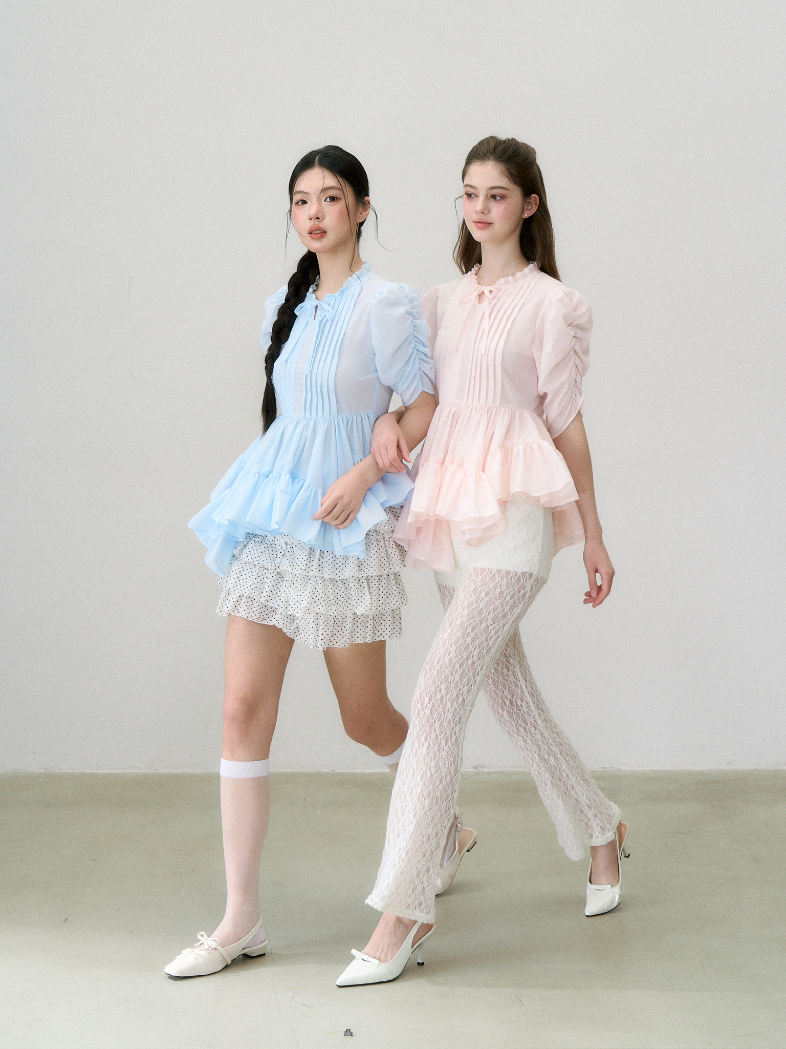 Twist Flare Pintuck Blouse | ファッション通販サイト NUGU