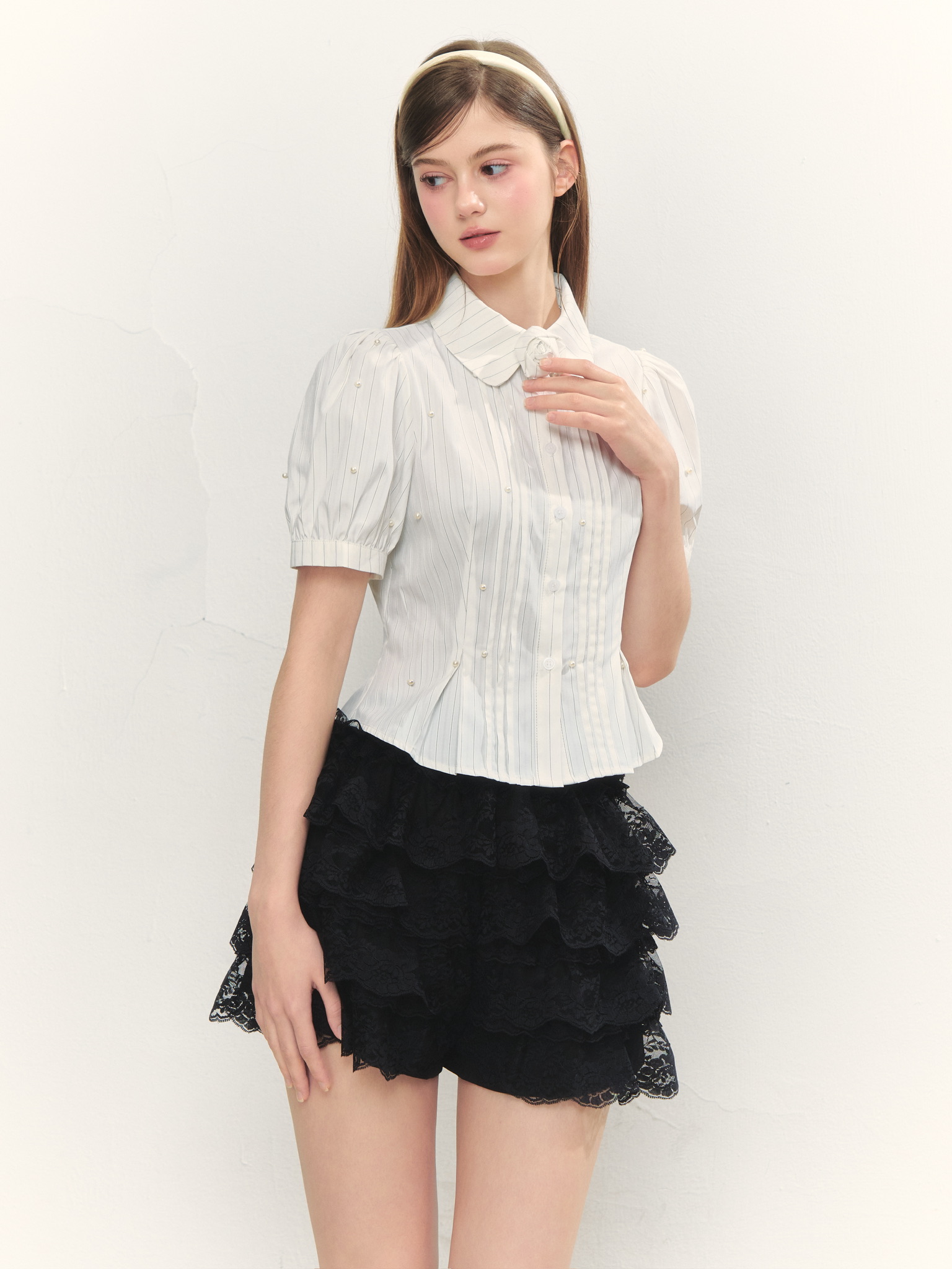 Rose accent shirt blouse | ファッション通販サイト NUGU