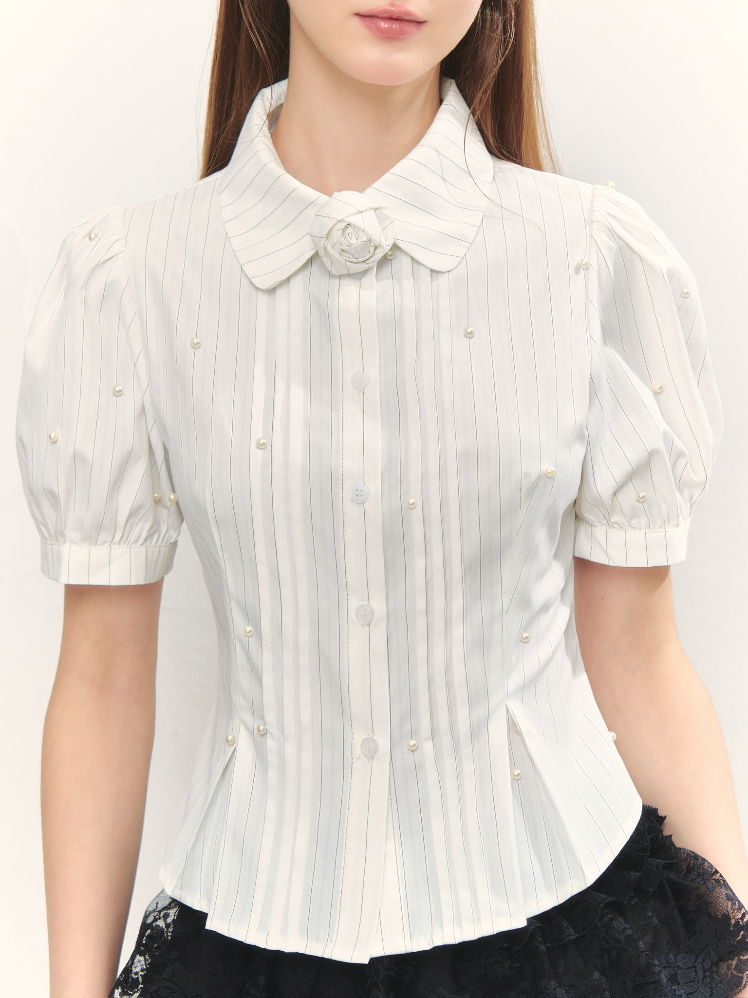 トップス Treat urself Rose accent shirt blouse Rose accent shirt blouse | ファッション通販サイト NUGU