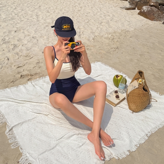 未使用herlipto Two-tone Belted One Piece 水着 未使用herlipto Two-tone Belted One Piece 水着 未使用herlipto