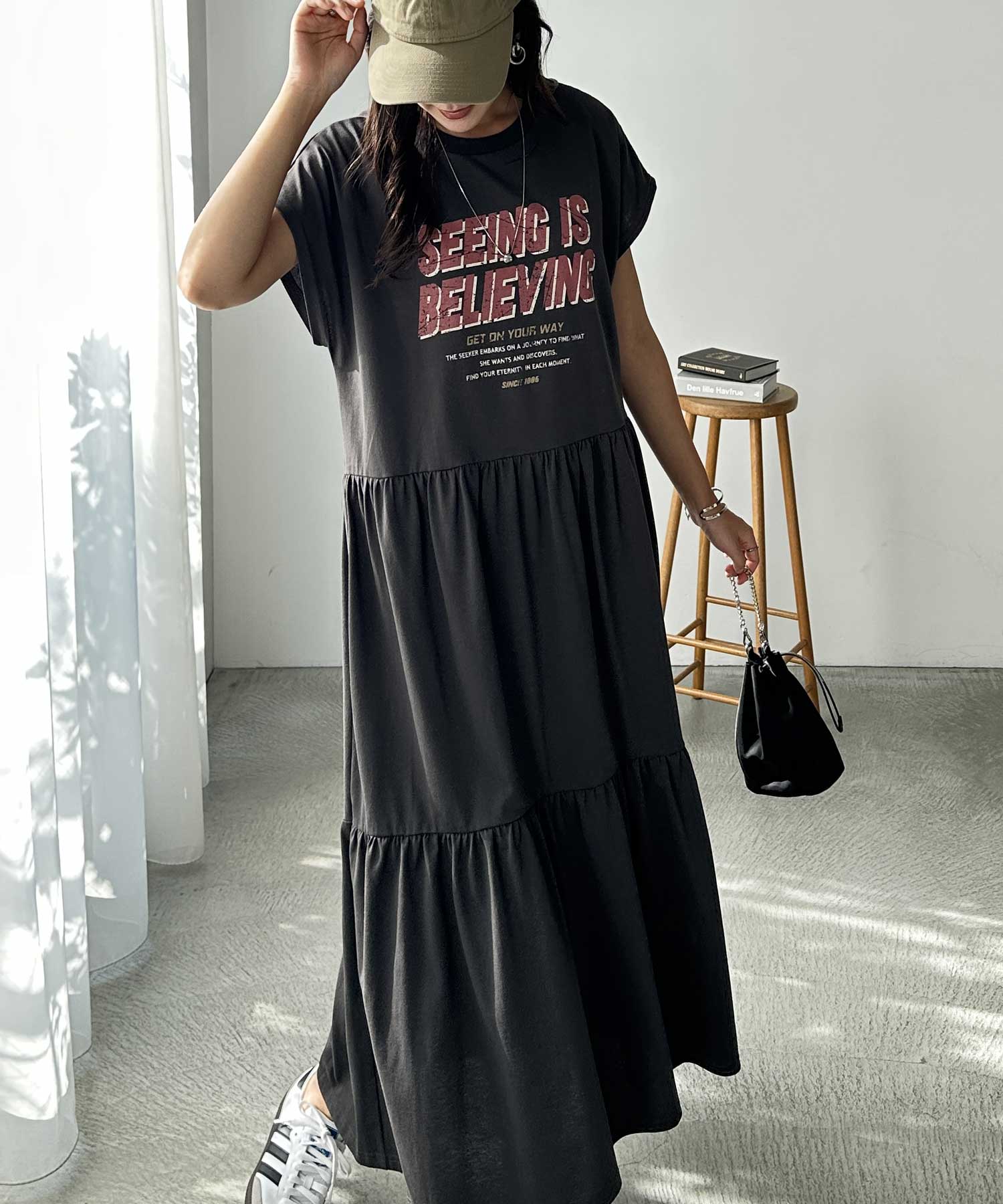 FIRSTMOODコラボ》ピグメント風ティアードプリントTシャツワンピース