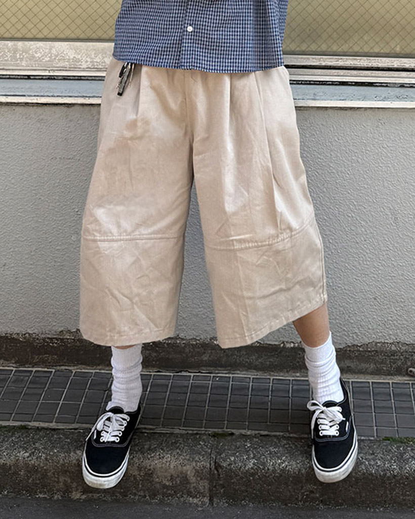 ツータックバミューダパンツ