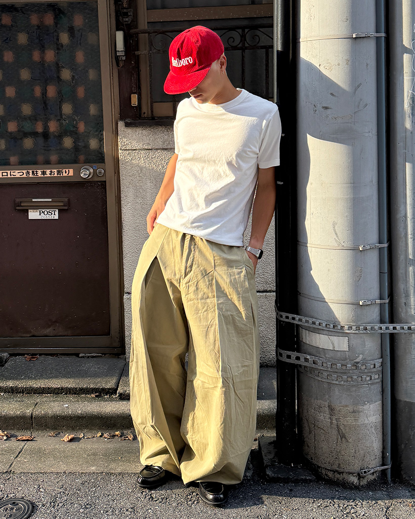 ワイドピンタックチノパンツ | ファッション通販サイト NUGU