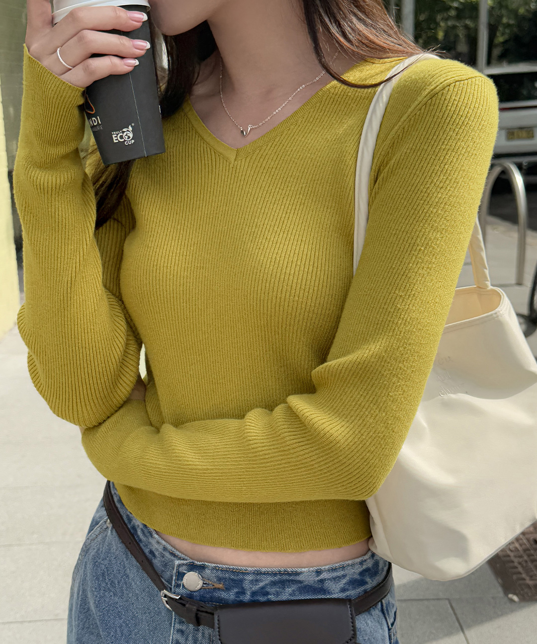 [original]Vネックネックレス付きスリムリブニット