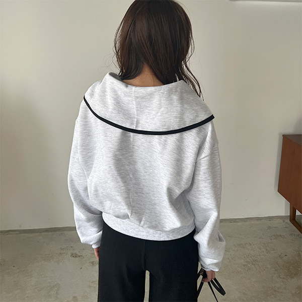 ビックカラークロップドスウェット | ファッション通販サイト NUGU