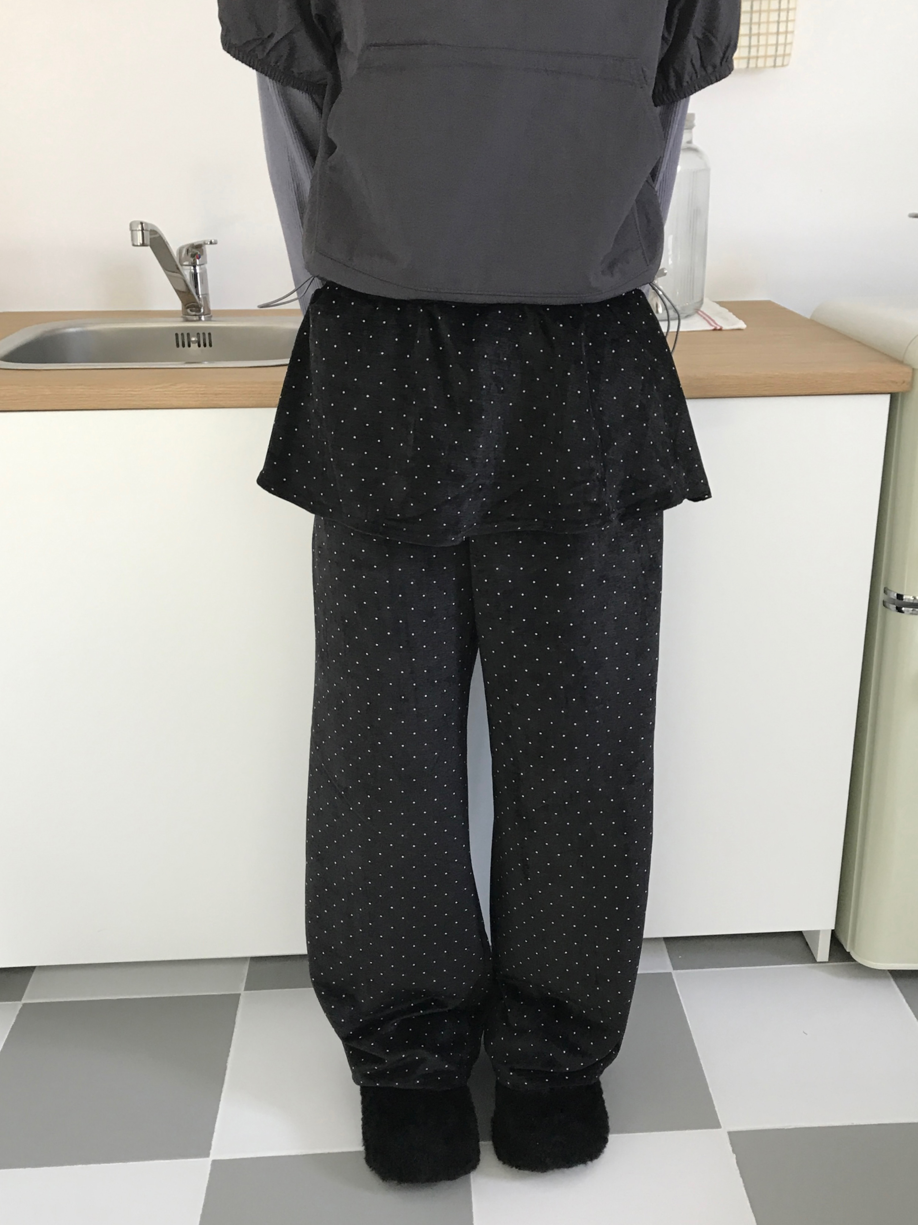 ベルベットドットスカートパンツ