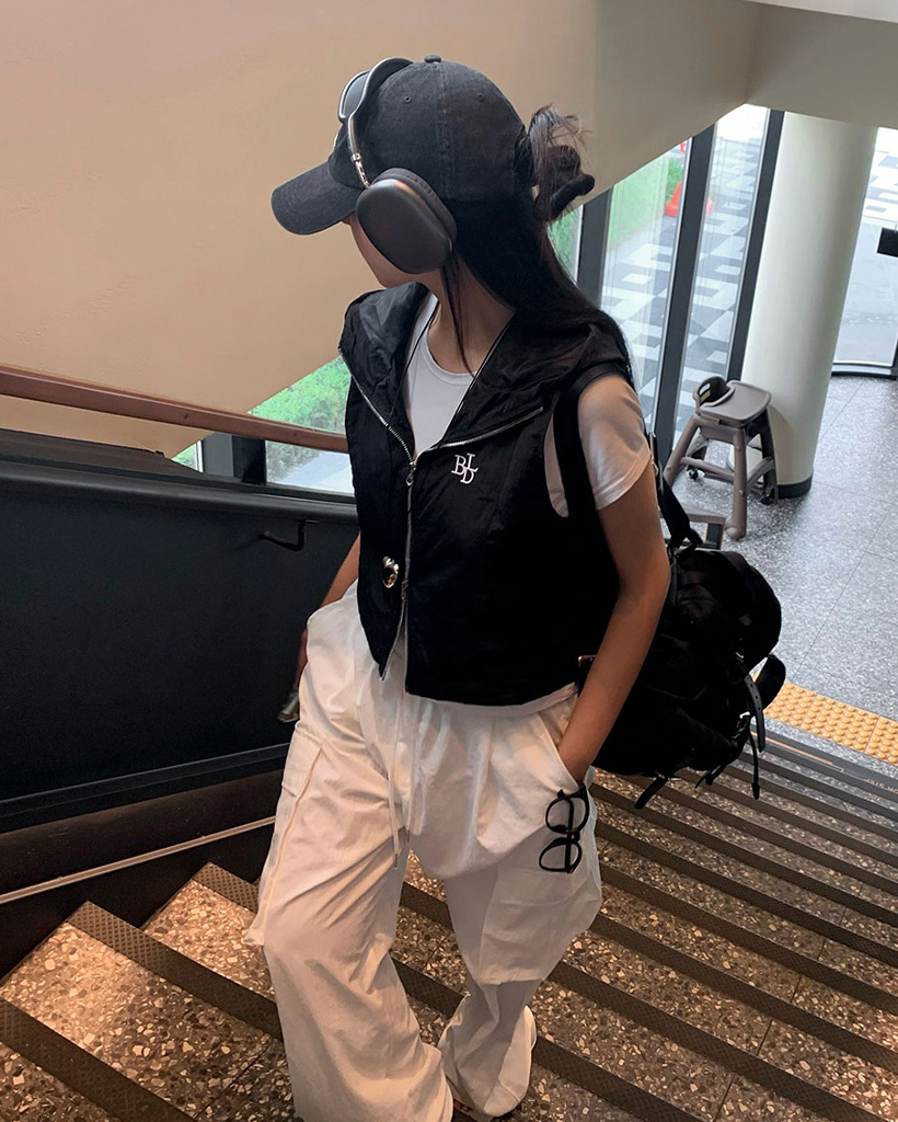 FINAL  フード付きブラウンベストM FINAL フード付きブラウンベストM FINAL HOME フード付き