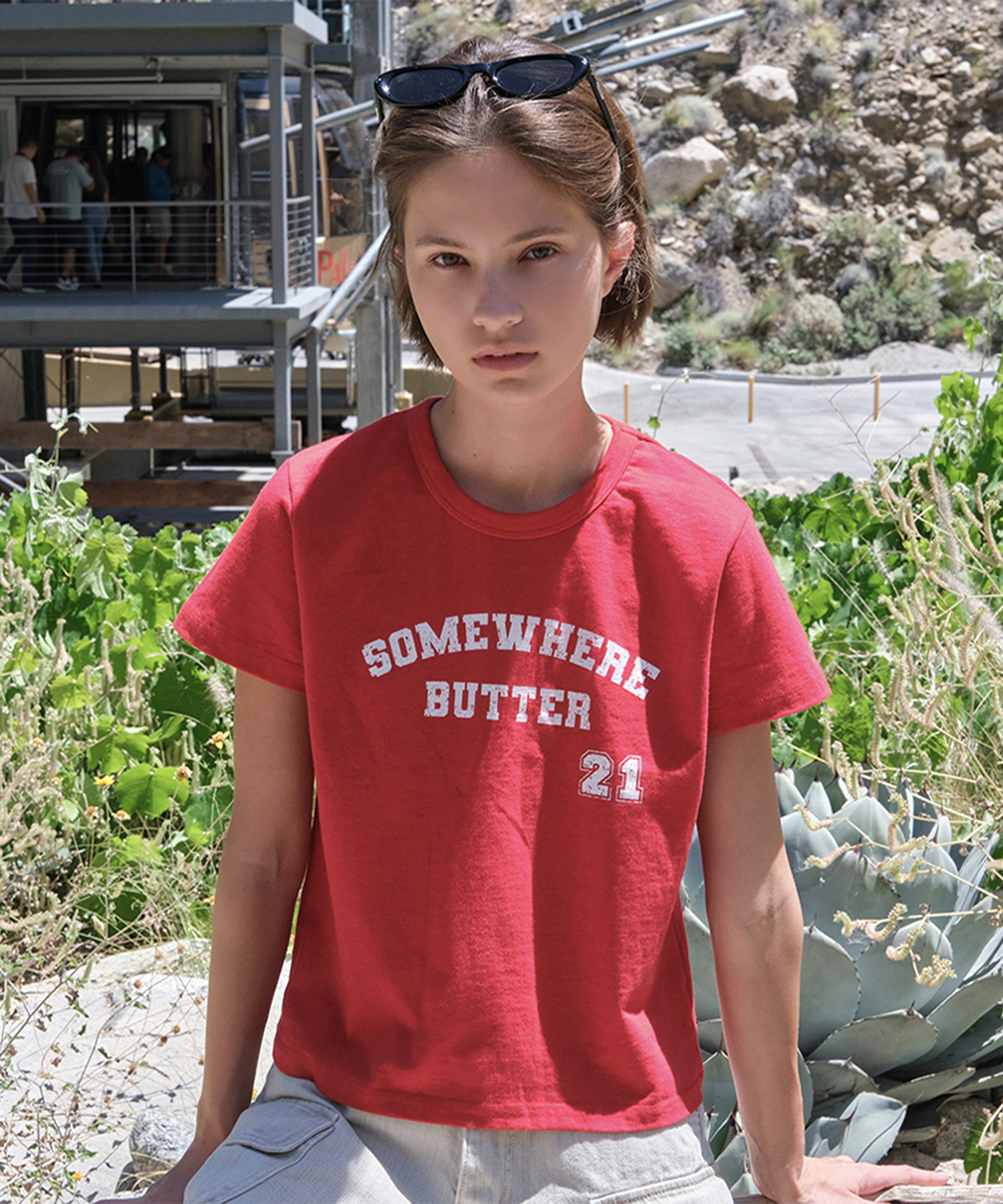 21 Square Logo Top - Red