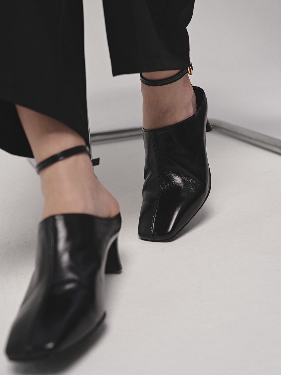 スクエアステッチフラットシューズ スクエアステッチフラットシューズ | ファッション通販サイト NUGU