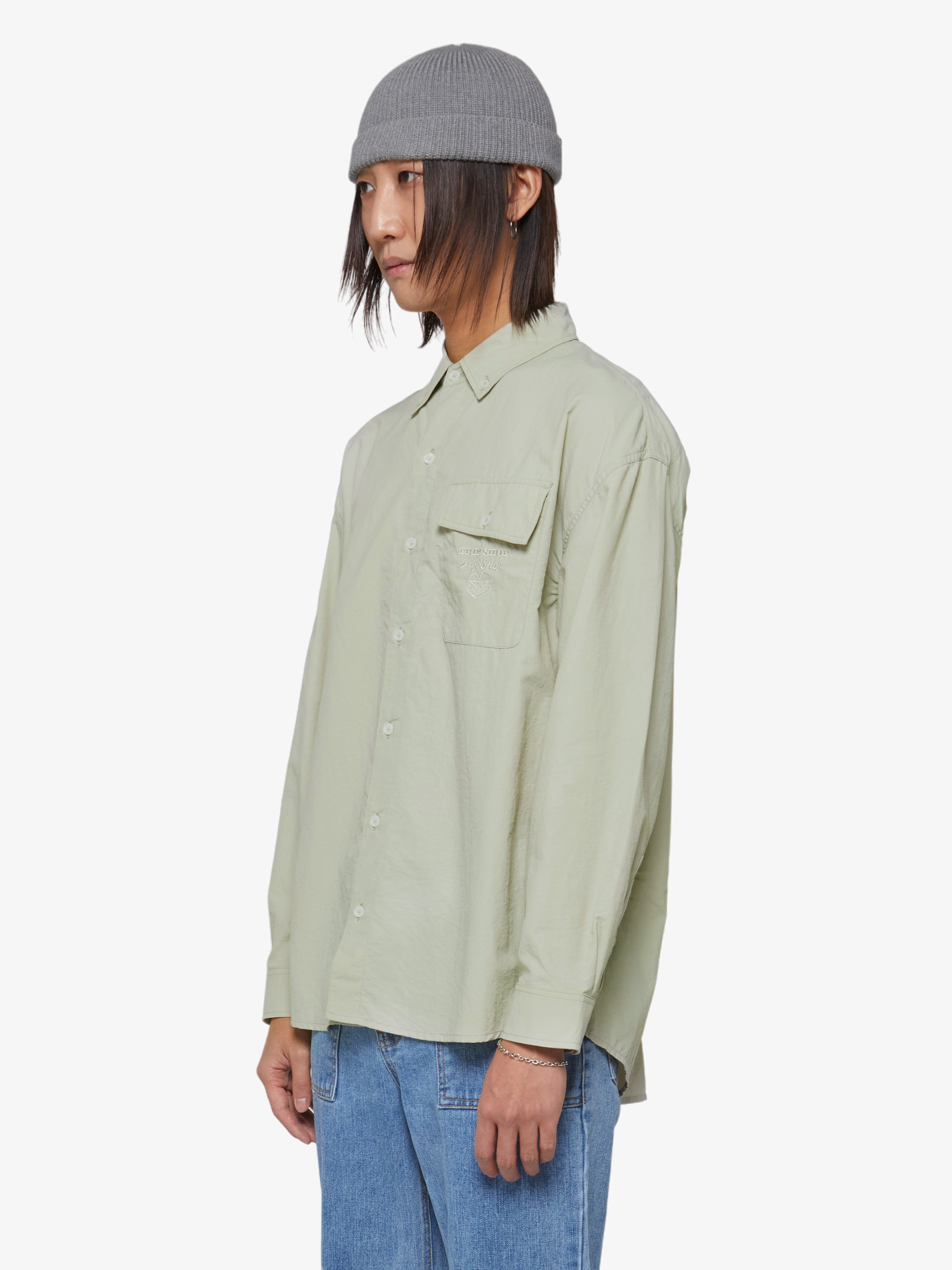 三角ロゴシャツ | ファッション通販サイト NUGU